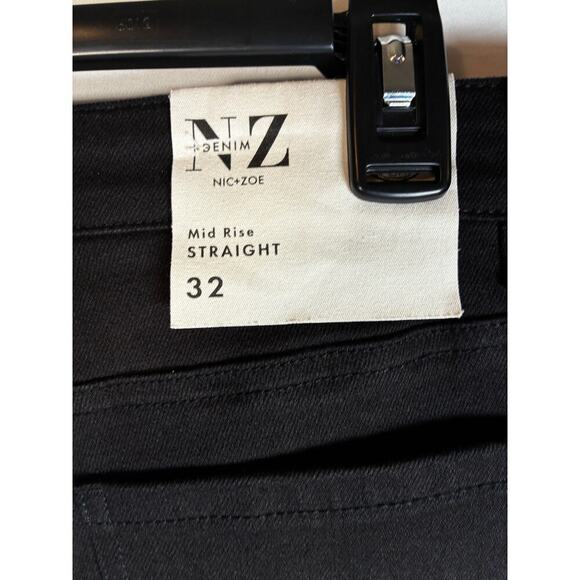 Nic+Zoe NEW Premium Black Denim Mid Rise Straight Jeans 32 x 28 Neutral Frayed - Picture 3 of 12